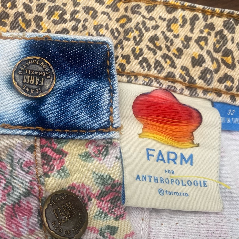 Farm Rio High Rise Floral Patchwork Shorts. Size 32. - Picture 4 of 4